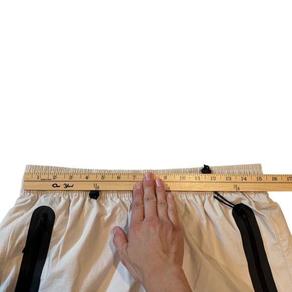 Nike Tech Woven Oversized Pants Mens Sz Medium Beige Straight Leg Stacked Length - Picture 8 of 12